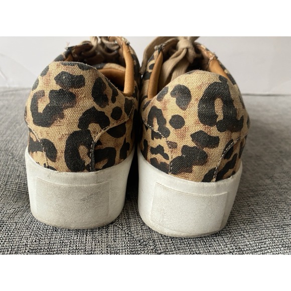 Steve Madden Women's Holmes Platform Leopard Print Sneaker. Size 8.5 - Picture 4 of 7